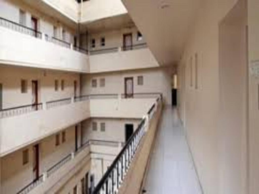 Hotel Tourist International Пюн Екстериор снимка